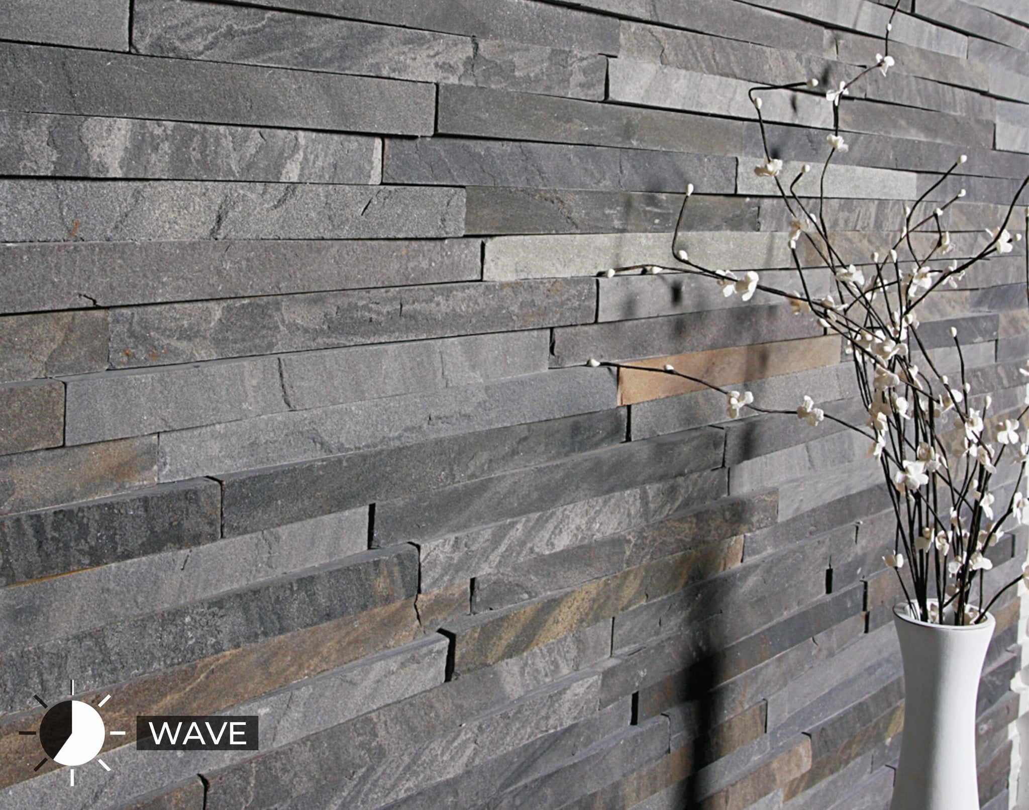 Cloudy Black: Diverse Wall Covering